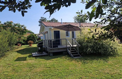 Leon House | Charming house with garden and terrace