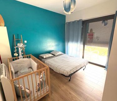 Saucats Villa | Charming house with pool