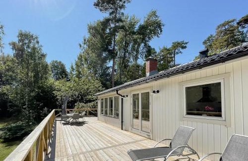 Varmdo House | Charming House With Sea Proximity On Djurö