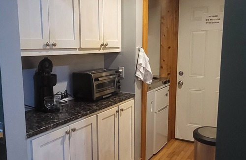 Randolph House | Charming house with WiFi and AC in superb Randolph