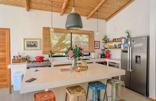 Manzanillo House | Charming Jungle 3-bedroom house with WiFi, AC in peaceful Manzanillo