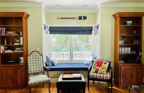 Lake Michigan Beach House | Charming Lake Michigan Getaway w/Private Beach Access and large yard