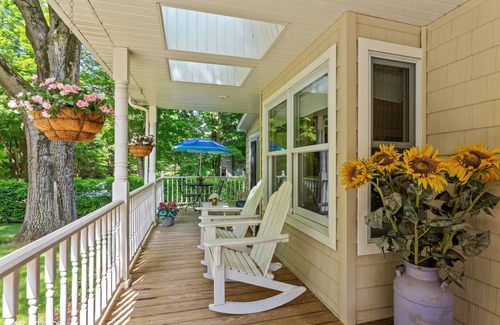 Lake Michigan Beach House | Charming Lake Michigan Getaway w/Private Beach Access and large yard