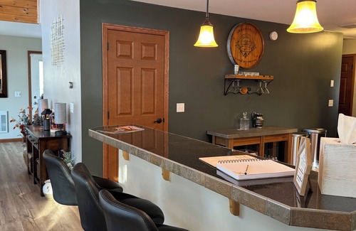 Lake Luzerne-Hadley Ski Chalet | Charming Lake Side Retreat- 3 bed/3 bath Chalet- Pet Friendly