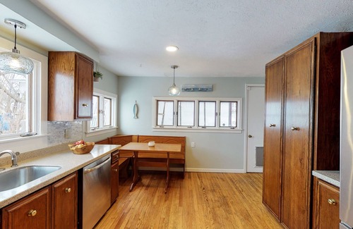 Canandaigua House | Charming lake view home w/easy lake access, full kitchen, and smart TV