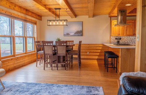 Battle Lake House | Charming Lakefront Cabin Ottertail Lake: Cozy, Family-Friendly, Near Battle Lake