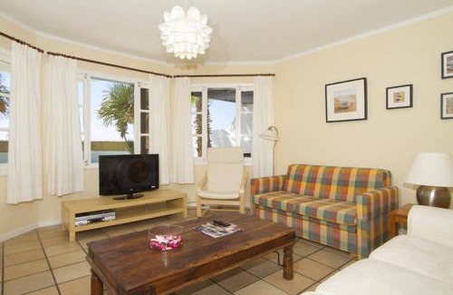Puerto del Carmen Apartment | Charming Lanzarote Villa Casa Tingu 3 Bedrooms Heated Private Pool Centre Of Resort Puerto Del Carmen
