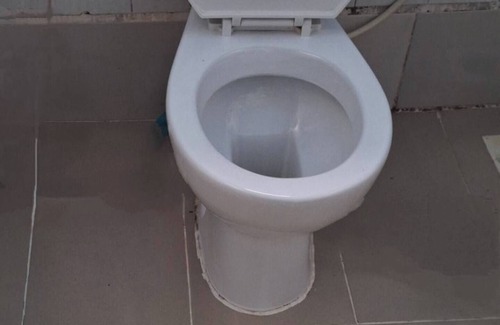 Male Apartment | Charming large studio style room with attached bathroom in Malé with WiFi, AC