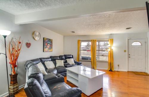 Lawton House | Charming Lawton Escape with Patio and Grills!