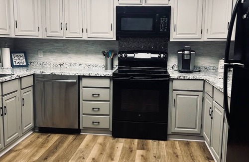 Lewes House | Charming Lewes Home - Perfect for Groups + Families!