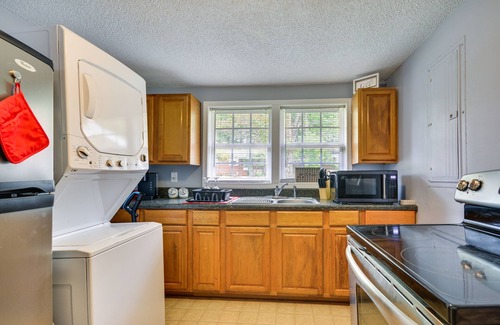 Lexington - Salisbury House | Charming Lexington Home - 2 Mi to Downtown!