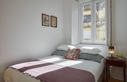 Falca Apartment | Charming Lisbon Central Apartment