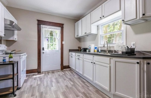 Winton Hills House | Charming Little House on the Hill