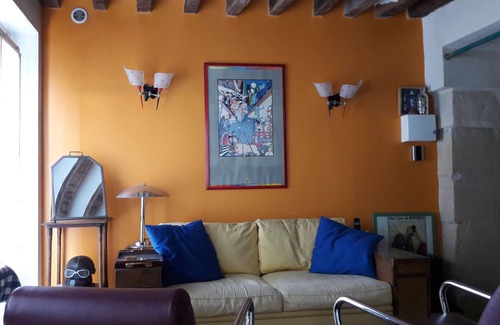 Carrieres-sur-Seine Apartment | Charming loft in old house