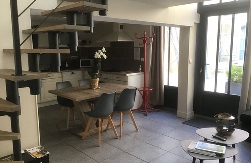 Auxerre House | Charming Loft in a quiet location in the heart of town