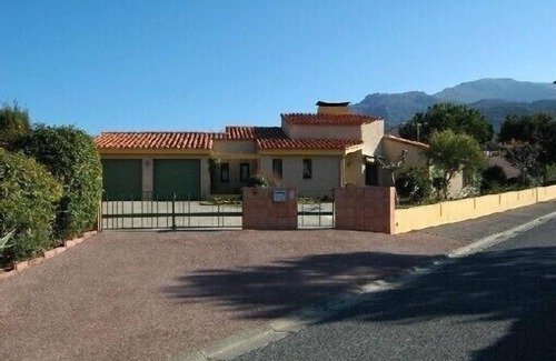 Laroque-des-Alberes Villa | Charming, luminous house with private swimming pool and pleasure garden
