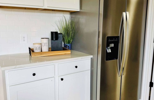 Nederland House | Charming & Luxe Cottage 3 BR 2 BA