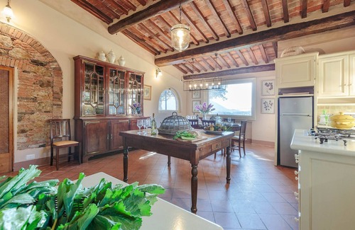Maggiano Villa | Charming & Luxury 10 Bedrooms VILLA MEDEA Close to the City Centre of Lucca