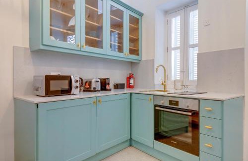 Senglea House | Charming Maltese Townhouse in Senglea