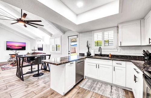 Mesa House | Charming Mesa Retreat on quiet Cul-De-Sac with Pool & Pet Friendly