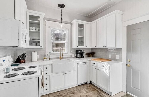 Coeur d'Alene Cottage | Charming Midtown Cottage, 11 straight blocks to Sherman Ave/Downtown Boat Launch