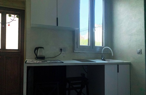 La Garenne-Colombes Apartment | Charming Modern Apartment with Garden View - Les Vallées District, Near Paris