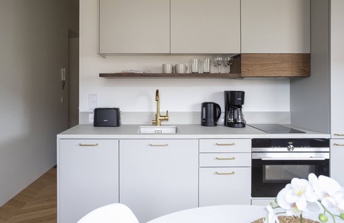 Ullanlinna Apartment | Charming Modern Penthouse in Ullanlinna