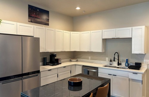 Central City House | Charming Modern Bungalow Conveniently Located Between Downtown and Liberty Park