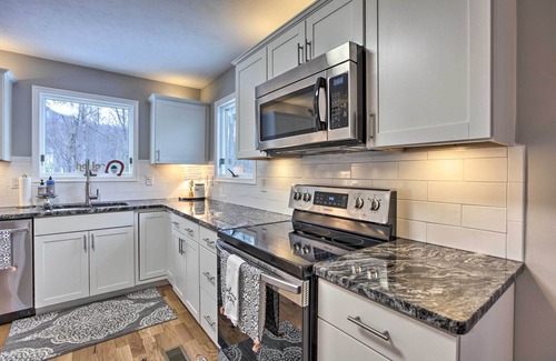 Afton Cottage | Charming Mountain Escape | Hot Tub & Scenic Views