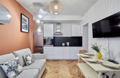 Quartier du Faubourg-Montmartre Apartment | Charming new flat in the centre of Paris