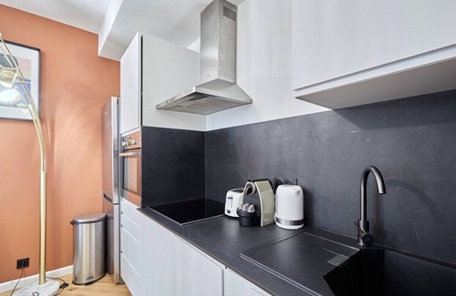 Quartier du Faubourg-Montmartre Apartment | Charming new flat in the centre of Paris