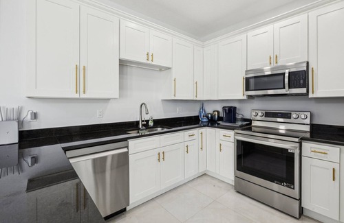 Port Saint Lucie House | Charming Newly built 4bedroom house with WiFi and AC in brilliant Port St. Lucie