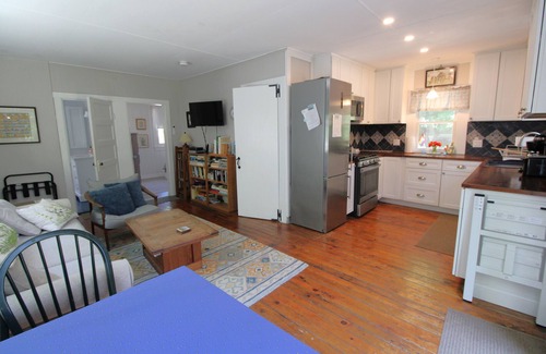 Wellfleet Cottage | Charming Newly Renovated Wellfleet Cottage Near Black Fish Creek (2238)