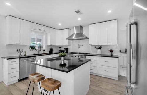 Garden Isles House | Charming Oasis 2BR Home with Pool, 8-mins to Ocean