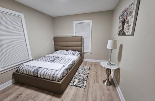 Waukegan House | Charming oasis in Waukegan near Naval base Casino