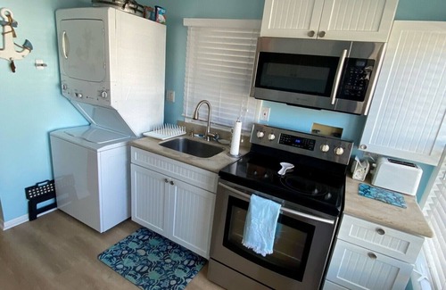 Fenwick Island Condo | Charming Ocean Block Condo Fenwick Island