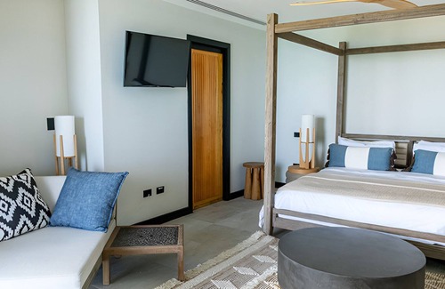 Fryes Beach Hotel | Charming Ocean Bluff 2 Bedroom Villa Ideal for Quiet Escapes & Rejuvenation