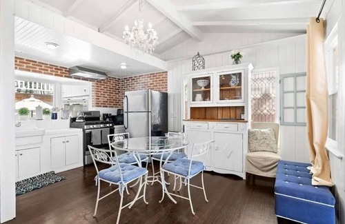 Balboa Peninsula Condo | Charming Oceanfront Cottage w/Large Patio!