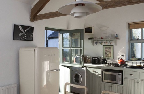 Clonakilty Cottage | Charming old stables studio cottage