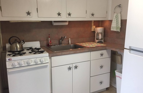Buzzards Bay Cottage | CHARMING ONE BEDROOM COTTAGE OVERLOOKS BROAD COVE IN ONSET