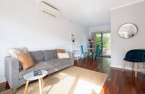 St Peters Apartment | Charming one Bedroom in Adelaide, St Peters