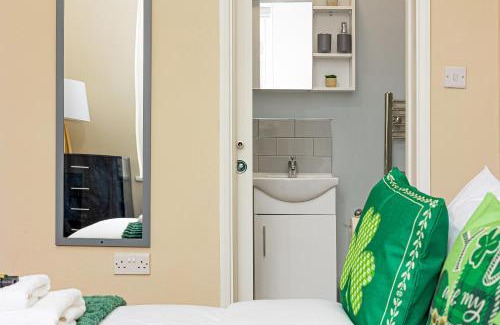 Camden Town Apartment | Charming One Bedroom in Camden