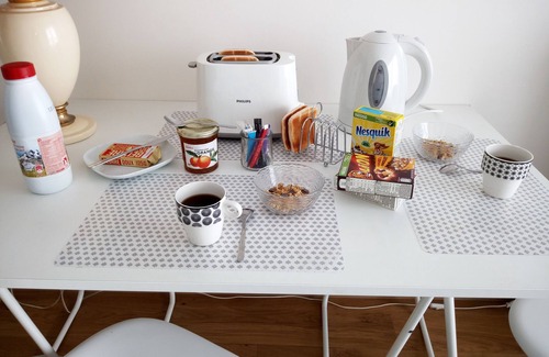 Saint-Fargeau Apartment | CHARMING PARISIAN STUDIO NEAR GAMBETTA