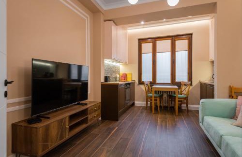 Sofia City Center Apartment | Charming Pastel 1BD Flat in The Heart of Sofia by Flat Mаnager