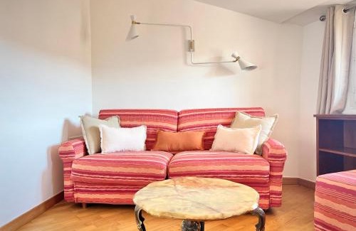 Jean-Medecin Apartment | Charming peaceful haven in the Golden Square, air-conditioned