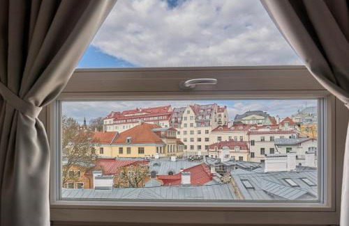 Old Town Apartment | Charming Penthouse with Sauna in Old Town