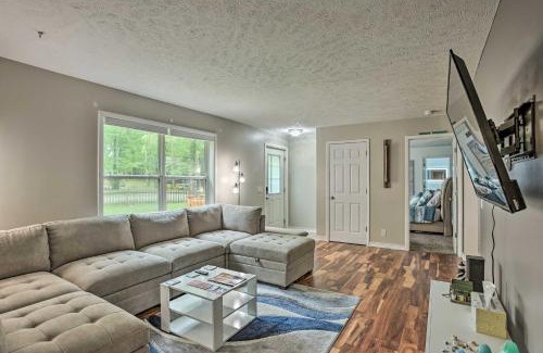 Pentwater House | Charming Pentwater Home with Fire Pit and Yard!