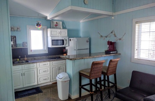 Port St. Joe Cottage | Charming pet friendly cottage in downtown Port St Joe