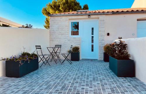 Saint Rogatien House | Charming place 10 minutes from La Rochelle