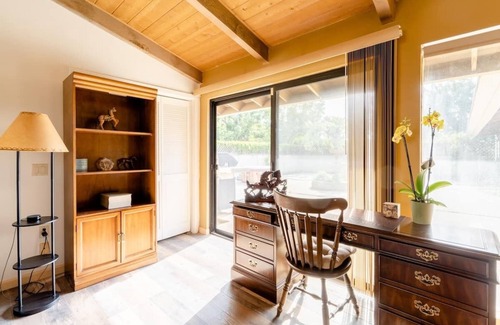 Rancho Santa Fe Apartment | Charming & Private Guesthouse on a Working Horse Rescue Ranch